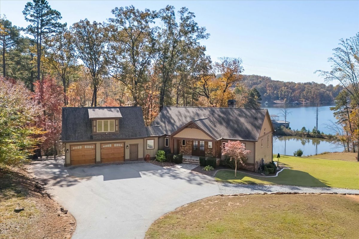Matthews Lake House Front